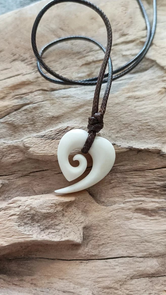 Srdce Koru přináší lásku a nové příležitosti