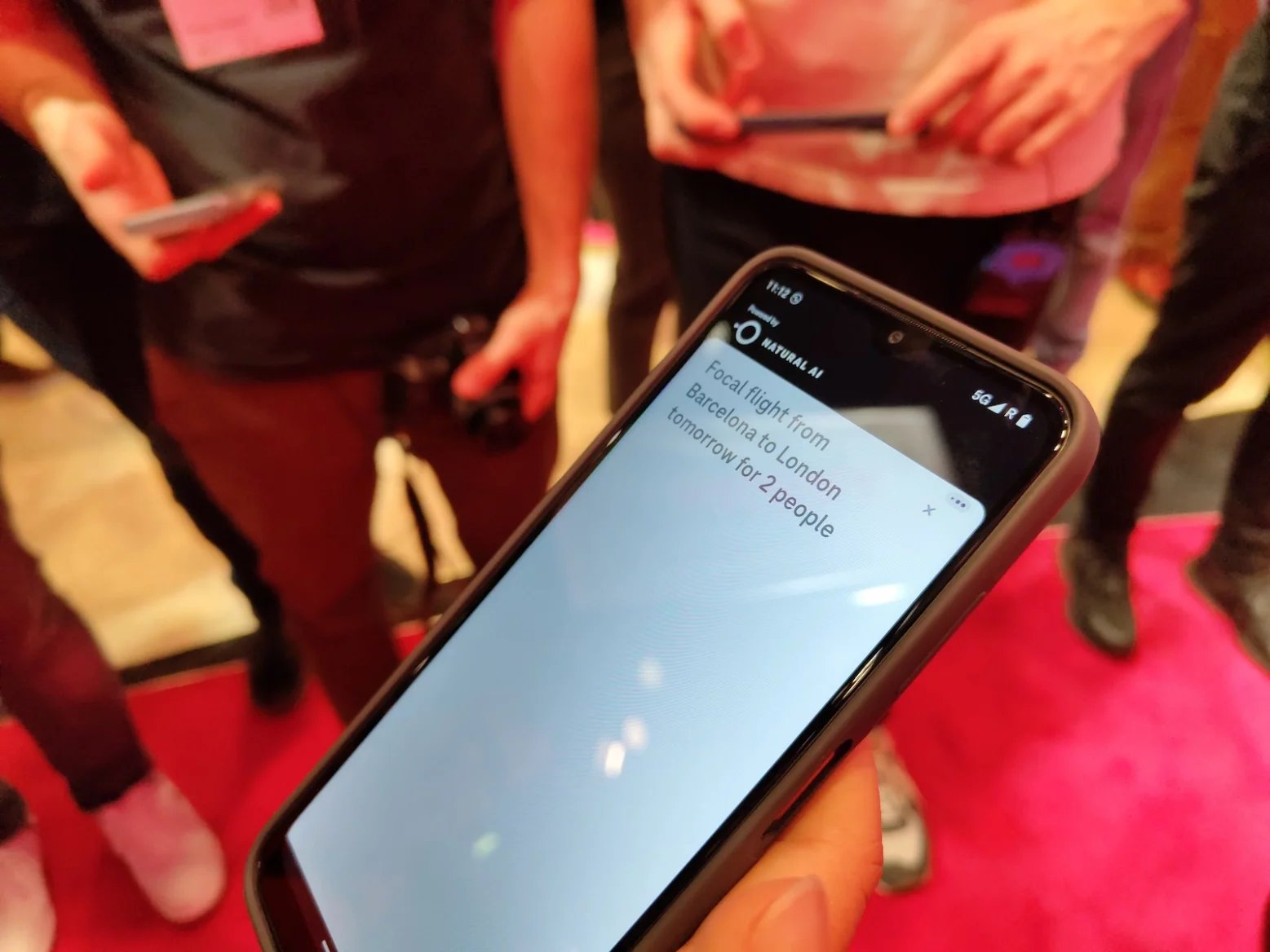 Concept AI Phone - chytrý telefon bez mobilních aplikací