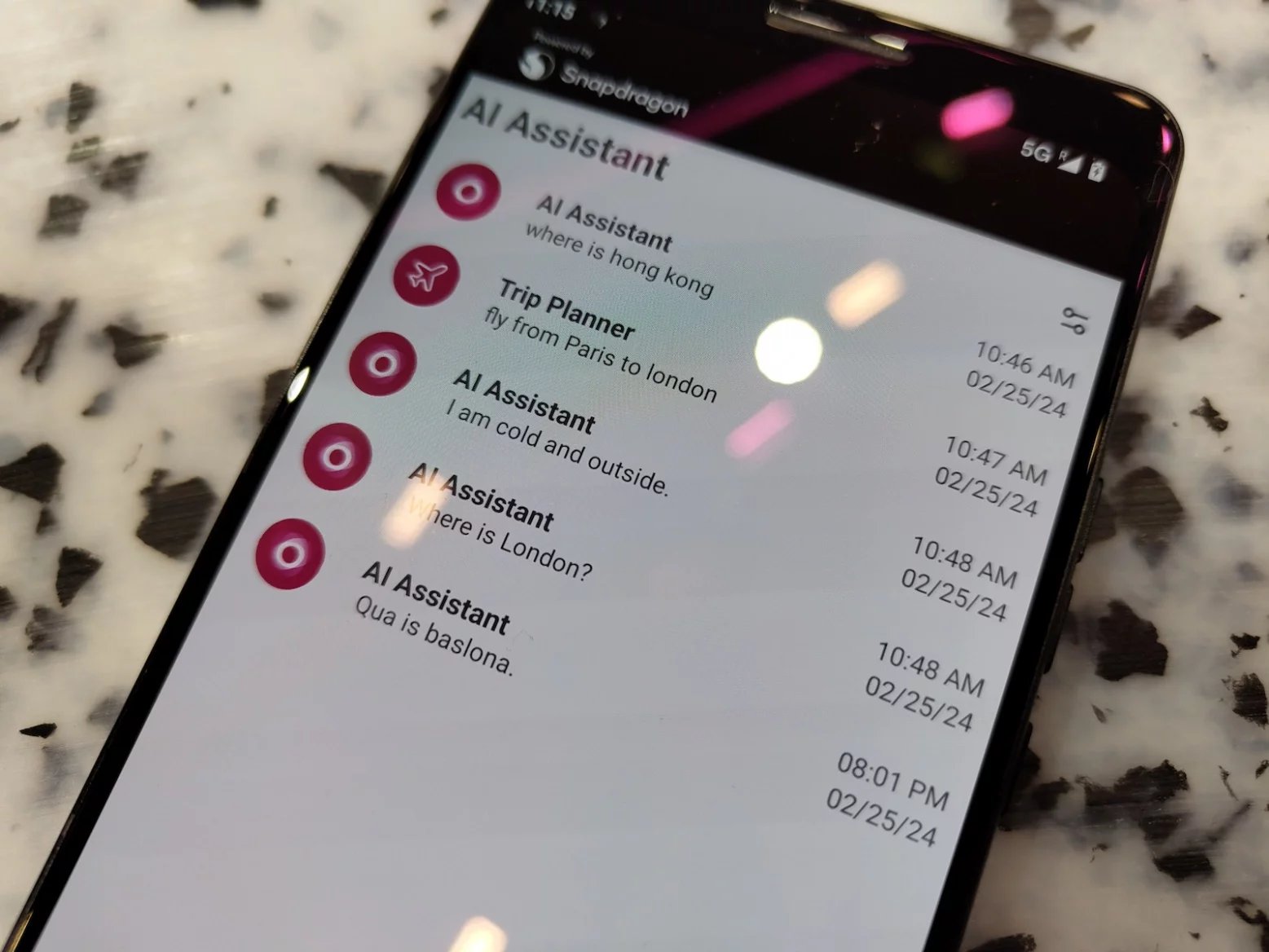 Concept AI Phone - chytrý telefon bez mobilních aplikací