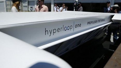 Náhledový obrázek - Hyperloop One by měl začít fungovat v Dubaji