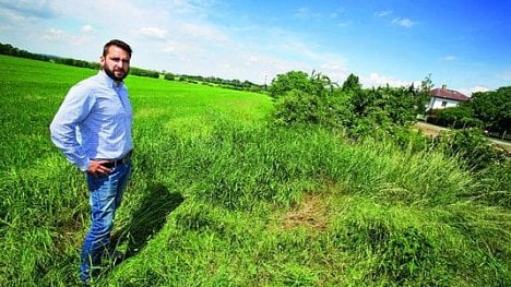 Náhledový obrázek - Pomoz svému latifundistovi. Praha začne vykupovat stovky hektarů kvůli okruhu