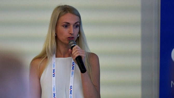 Do čela mezinárodní organizace kyberbezpečnostních týmů usedne Češka