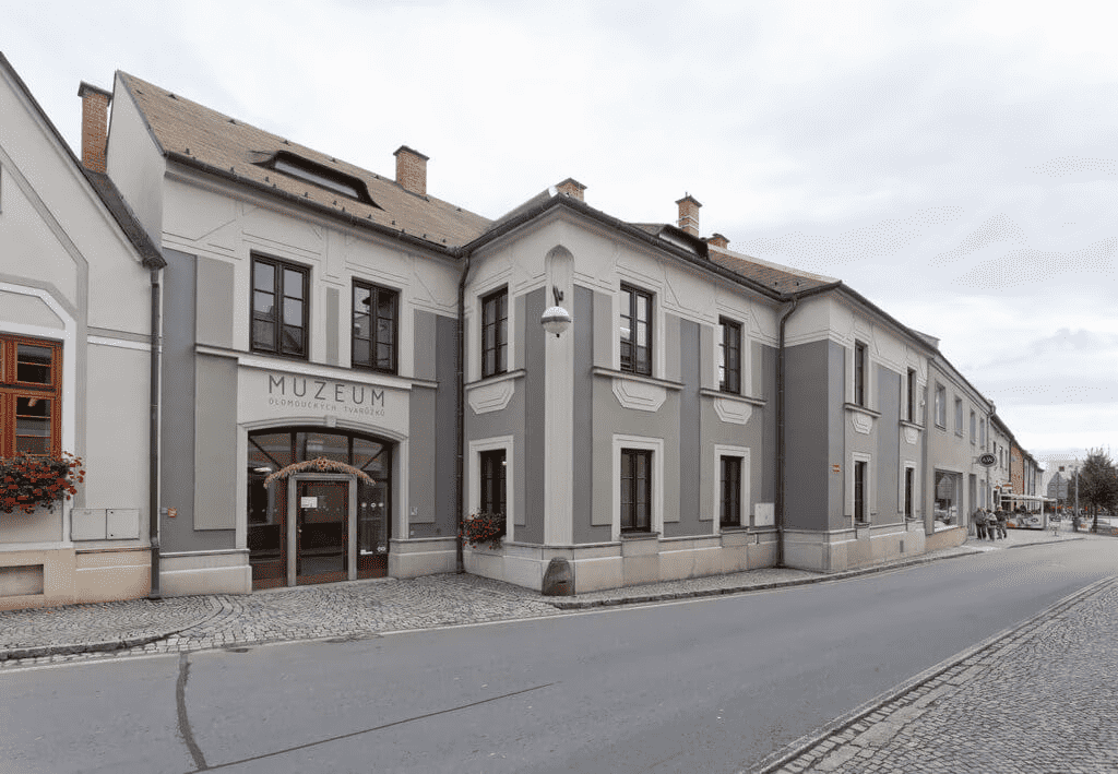 Výroba olomouckých tvarůžků - dobové foto