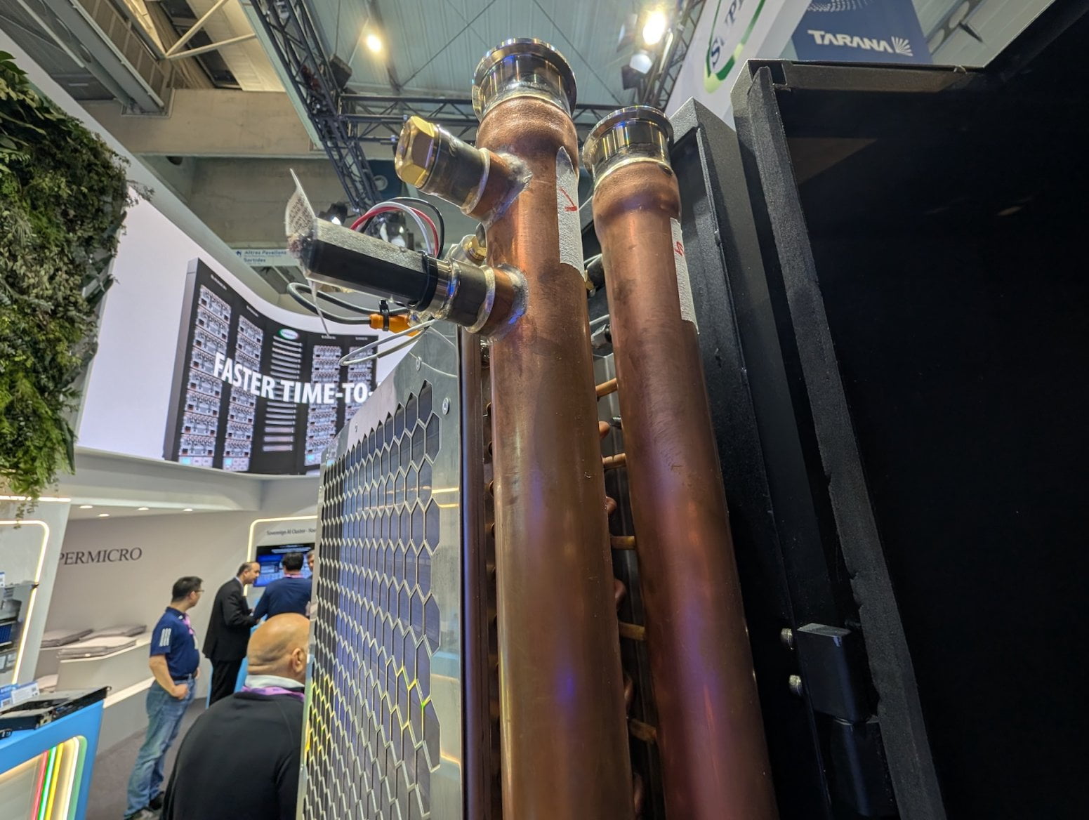 AI rack a servery Supermicro Nvidia GB300 NVL72