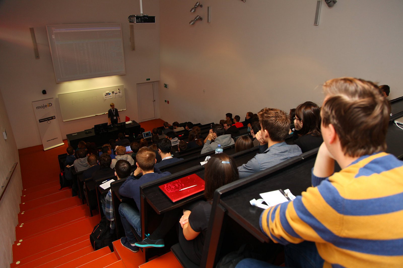 LinuxDays 2015 neděle