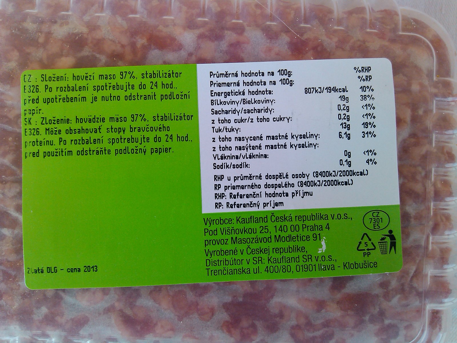 Hovězí mělněné maso, polotovar: 97 % masa, 0,5 kg za 54,90 Kč, 109,80 Kč/ kg výrobku, obsahuje stabilizátor	
