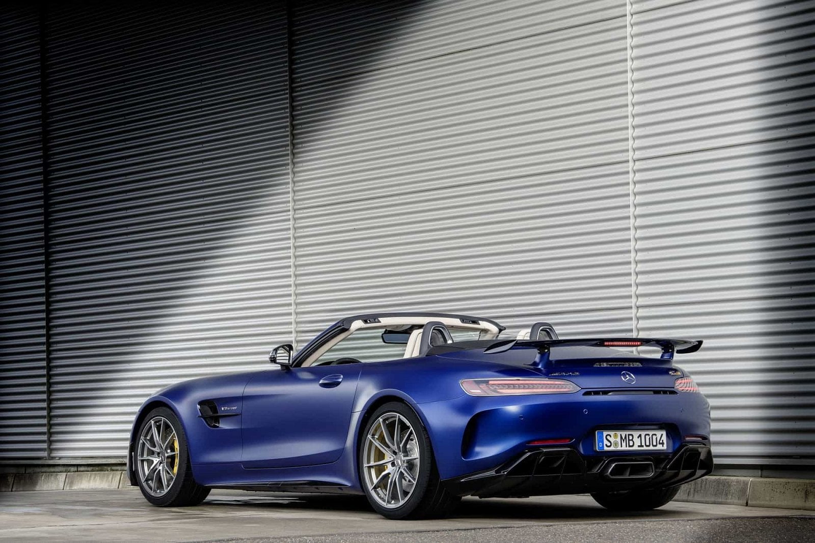 2019-03-Mercedes-AMG-GT-R-Roadster_21.jpg