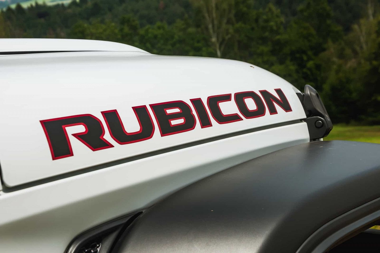 2019-08-jeep-wrangler-rubicon-11-of-67.jpg