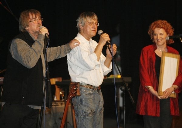 2012-08-policie-chce-stc3adhat-parkanovou-kvc5afli-letounc5afm-c