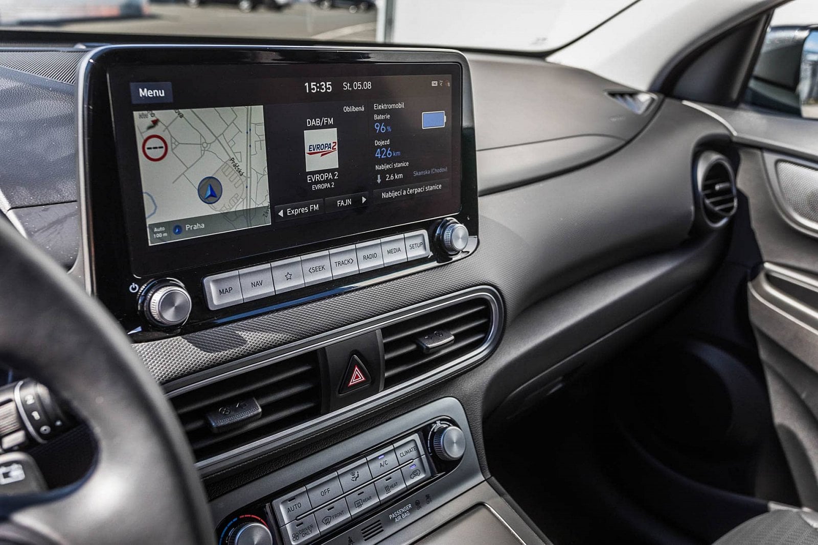 2020-09-aDMB2020_Hyundai-Kona-EV-3550.jpg