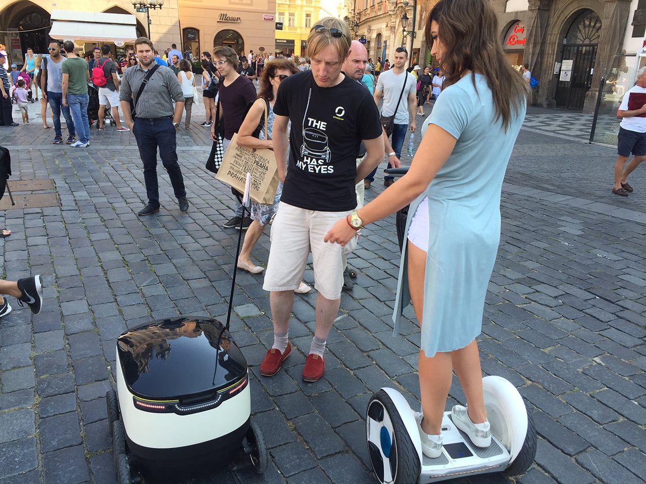 Autonomní vozítka Starship Technologies v Praze