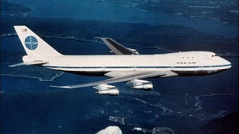 Náhledový obrázek - Přistřižená křídla. Legendární Jumbo Jet odstartoval revoluci