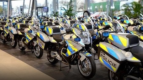 Náhledový obrázek - Policie si pořídila 135 motocyklů BMW. Nákup opět zaplatili řidiči