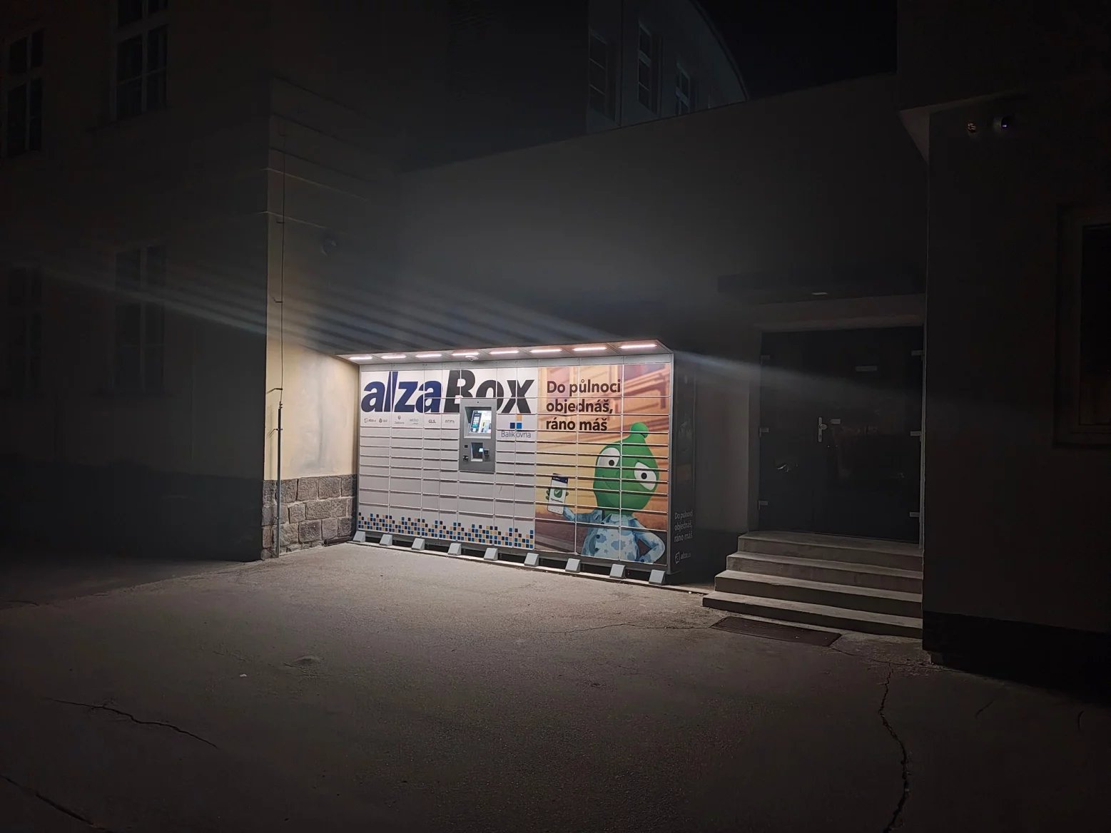 Hlavní 50Mpx fotoaparát