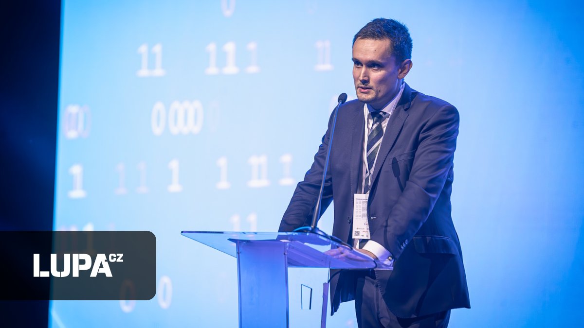 V digitalizaci Česka dostane přednost 22 projektů, vybere je posílená Rada vlády v čele s premiérem Babišem