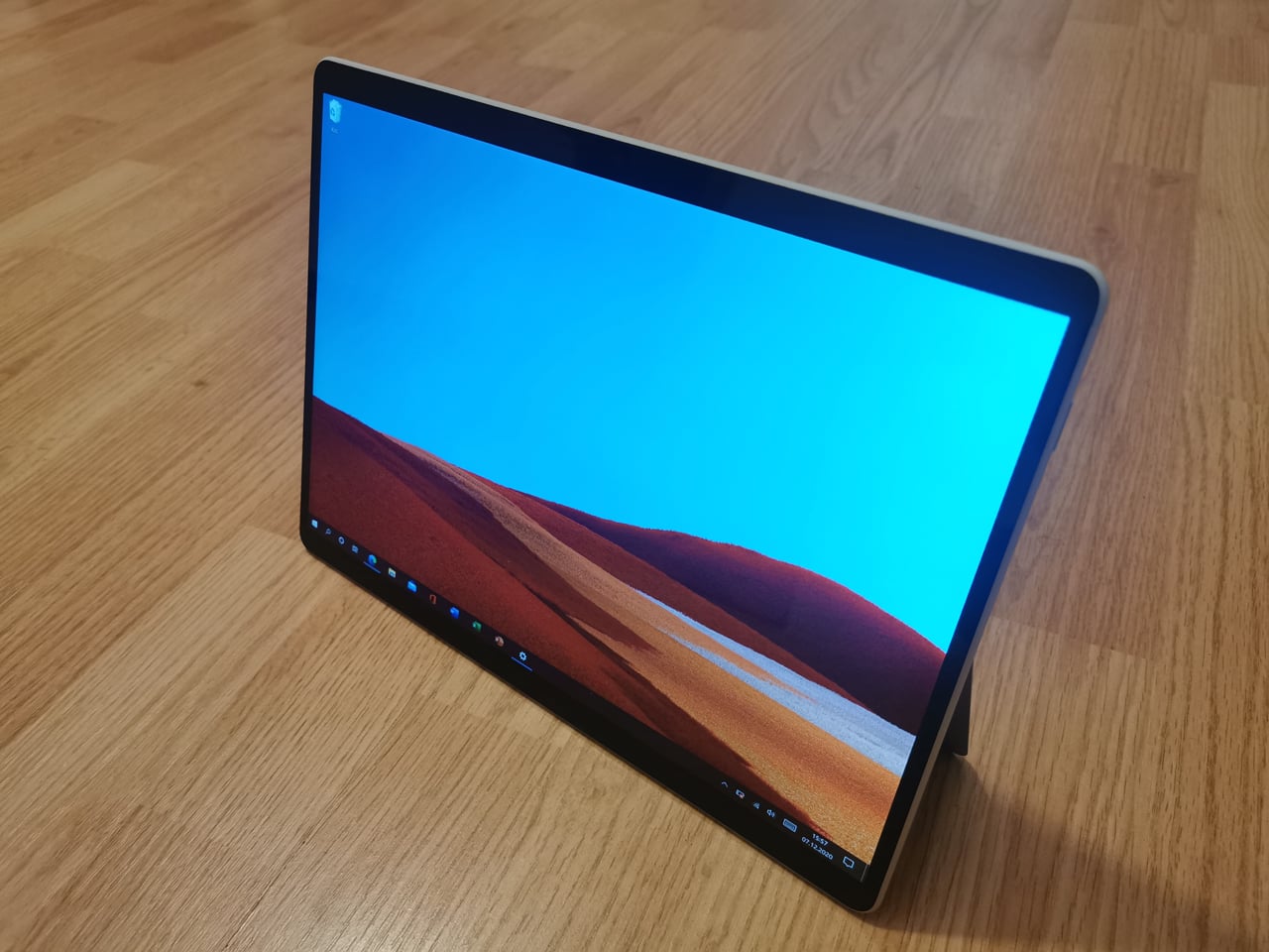 Microsoft Surface Pro X s ARM čipem SQ2