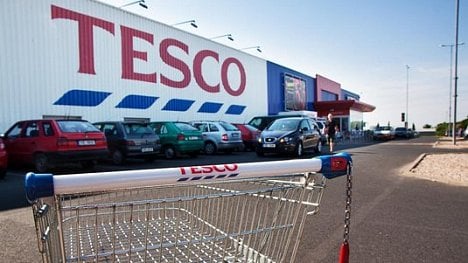 Náhledový obrázek - Tesco v Česku vybředlo ze ztráty. Loni vydělalo přes tři miliardy