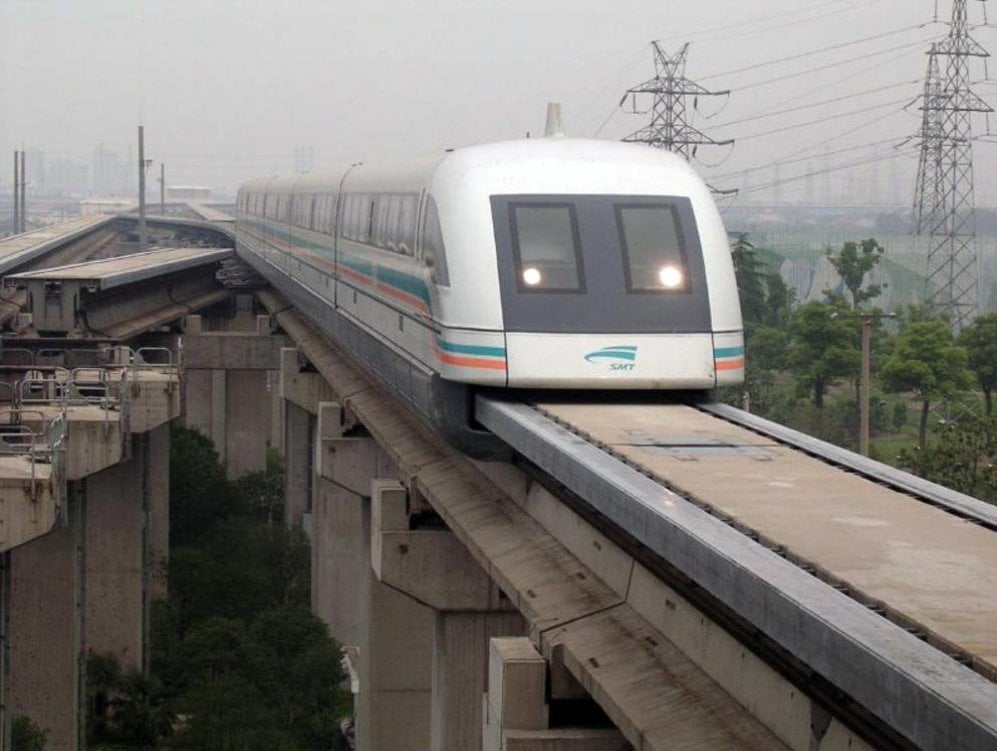 2011-01-vlaky-maglev-archiv-1.jpg