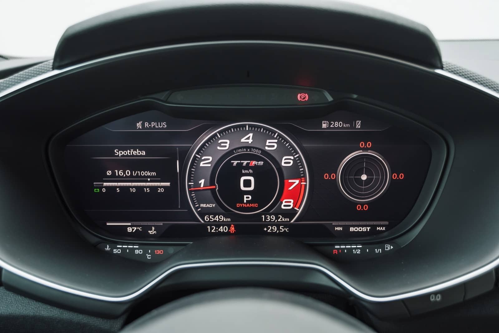 2019-11-Audi-TT-RS-vs-BMW-M2-vs-Nissan-370Z-00022.jpg