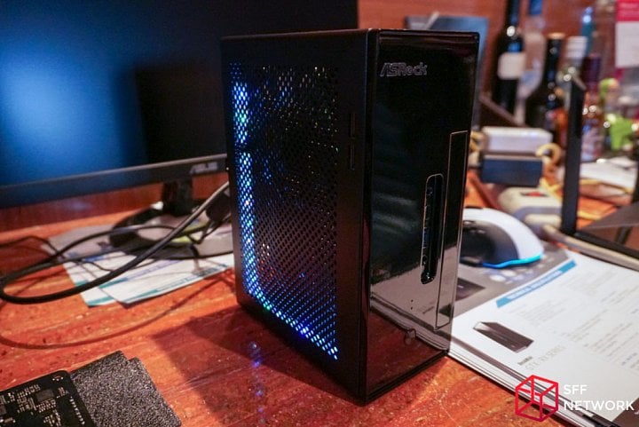 ASRock DeskMini GTX/RX (Zdroj: SFF Network)