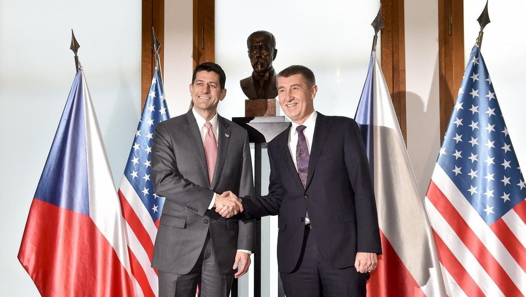 2016-05-paul-ryan-v-c48desku-1.jpg