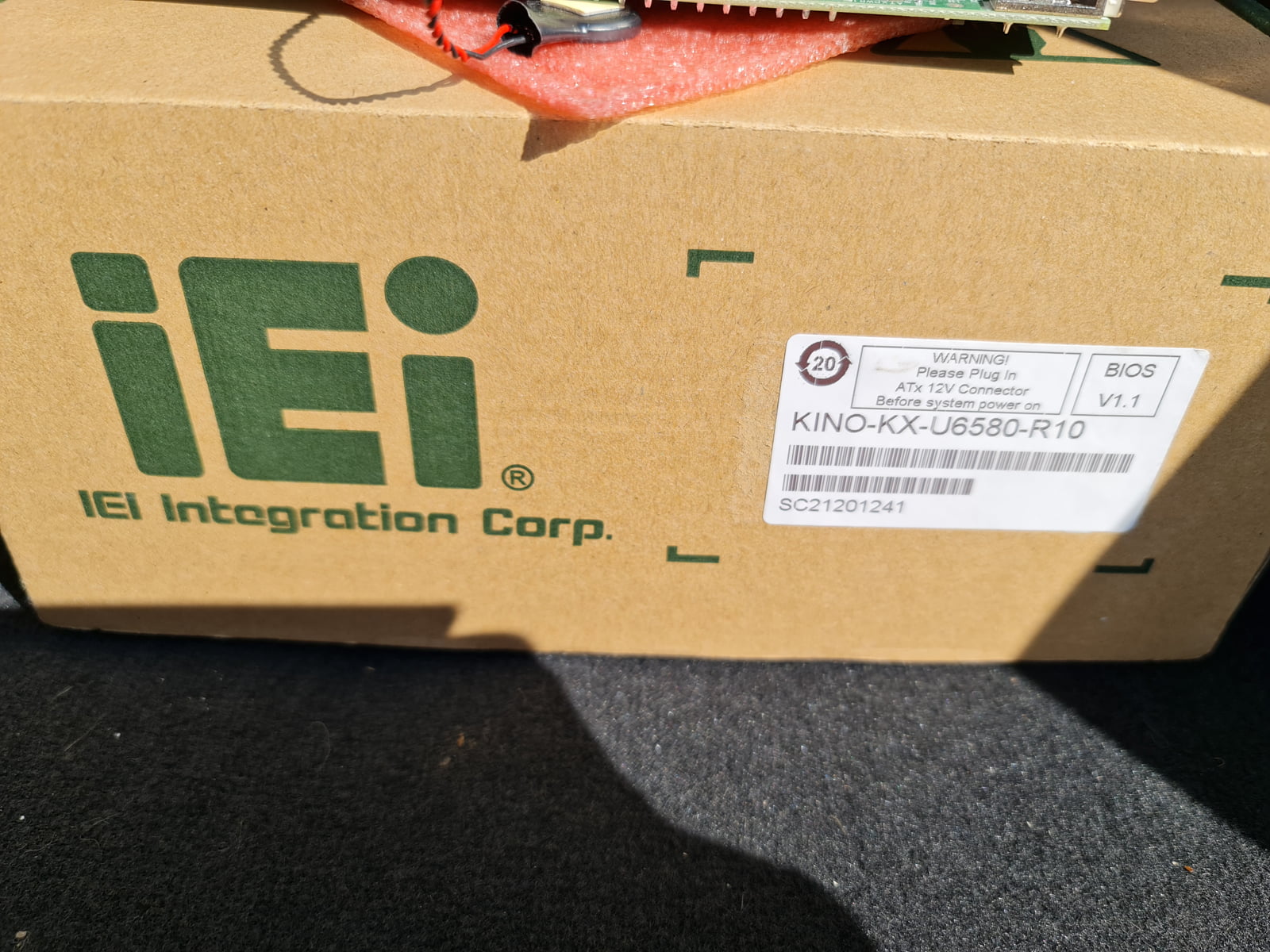 Deska IEI s čínským x86 procesorem Zhaoxin KaiXian KX-U6580