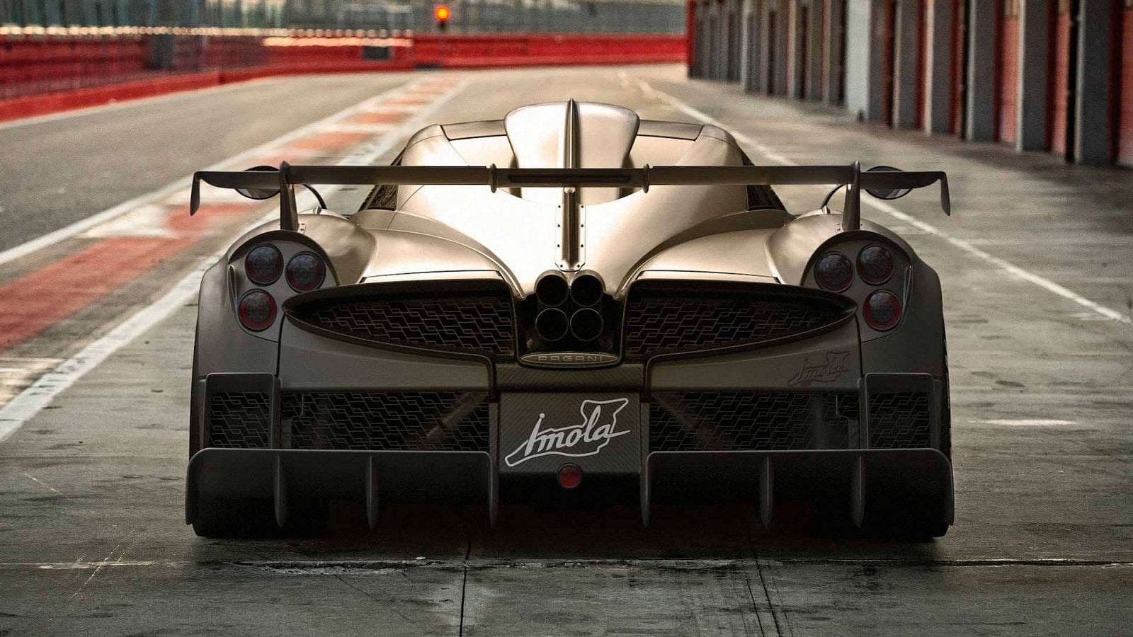 2020-02-pagani-huayra-imolar.jpg