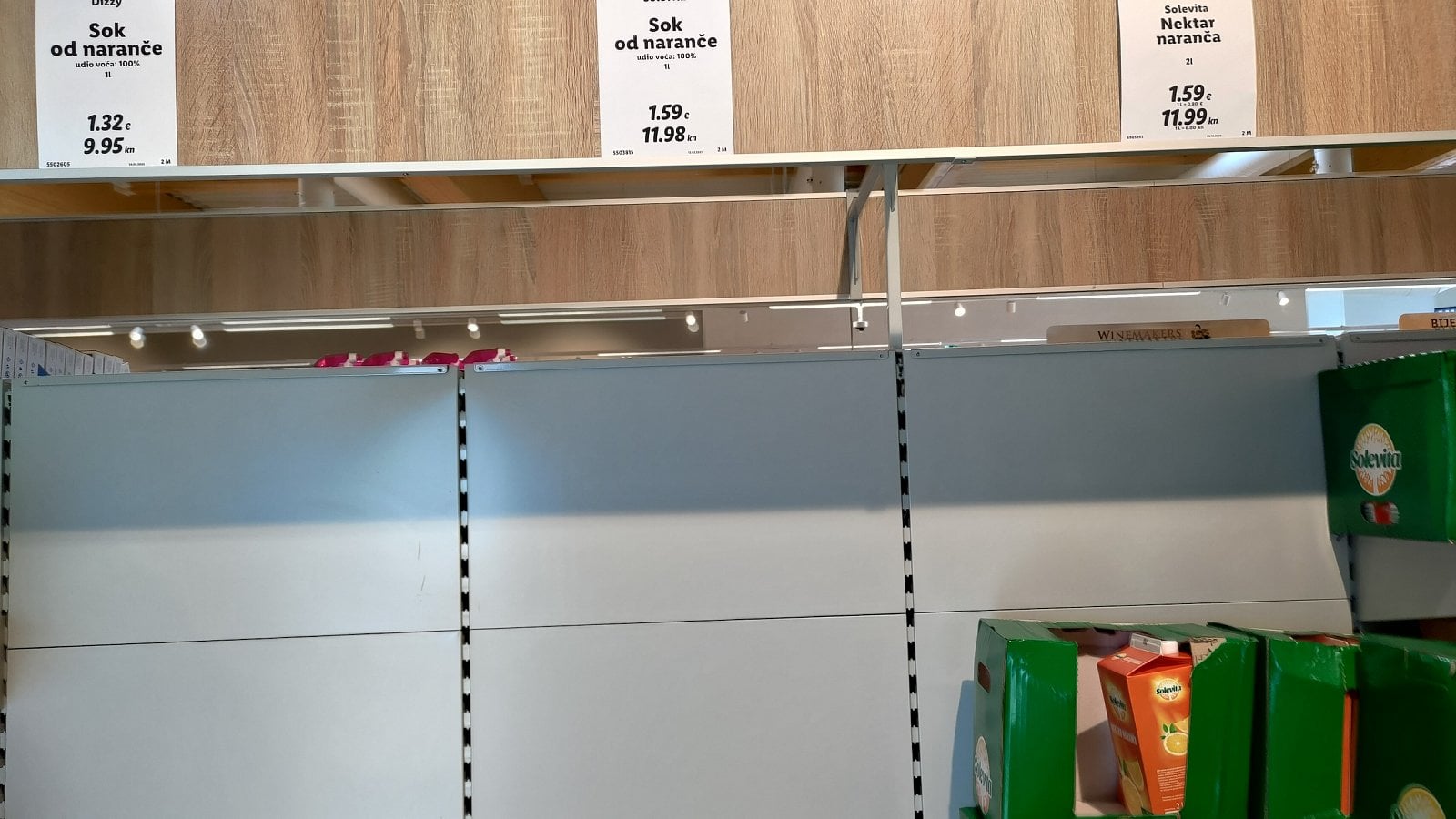 Ceny v Lidlu, Zagreb, Chorvatsko. (20. 6. 2023)