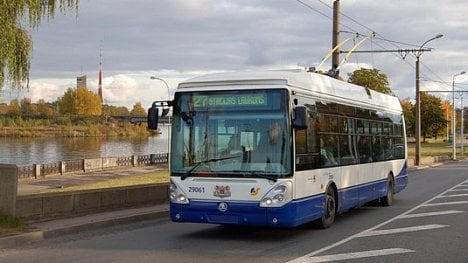 Náhledový obrázek - Lotyšskem hýbe korupční kauza s účastí plzeňské Škody. O funkci přišel i primátor Rigy