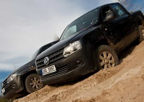 2012-10-volkswagen-amarok-2.jpg