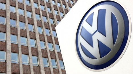 Náhledový obrázek - Volkswagen chce zvýšit produktivitu svých továren, pomůže mu Amazon