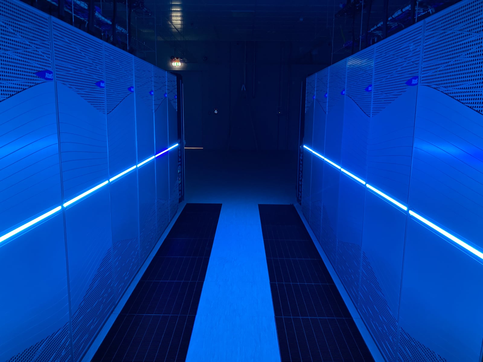 Češi instalovali nejrychlejší superpočítač ve východní Evropě