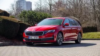 Náhledový obrázek - Test Škoda Octavia 2.0 TDI: Byla by škoda měnit váš názor