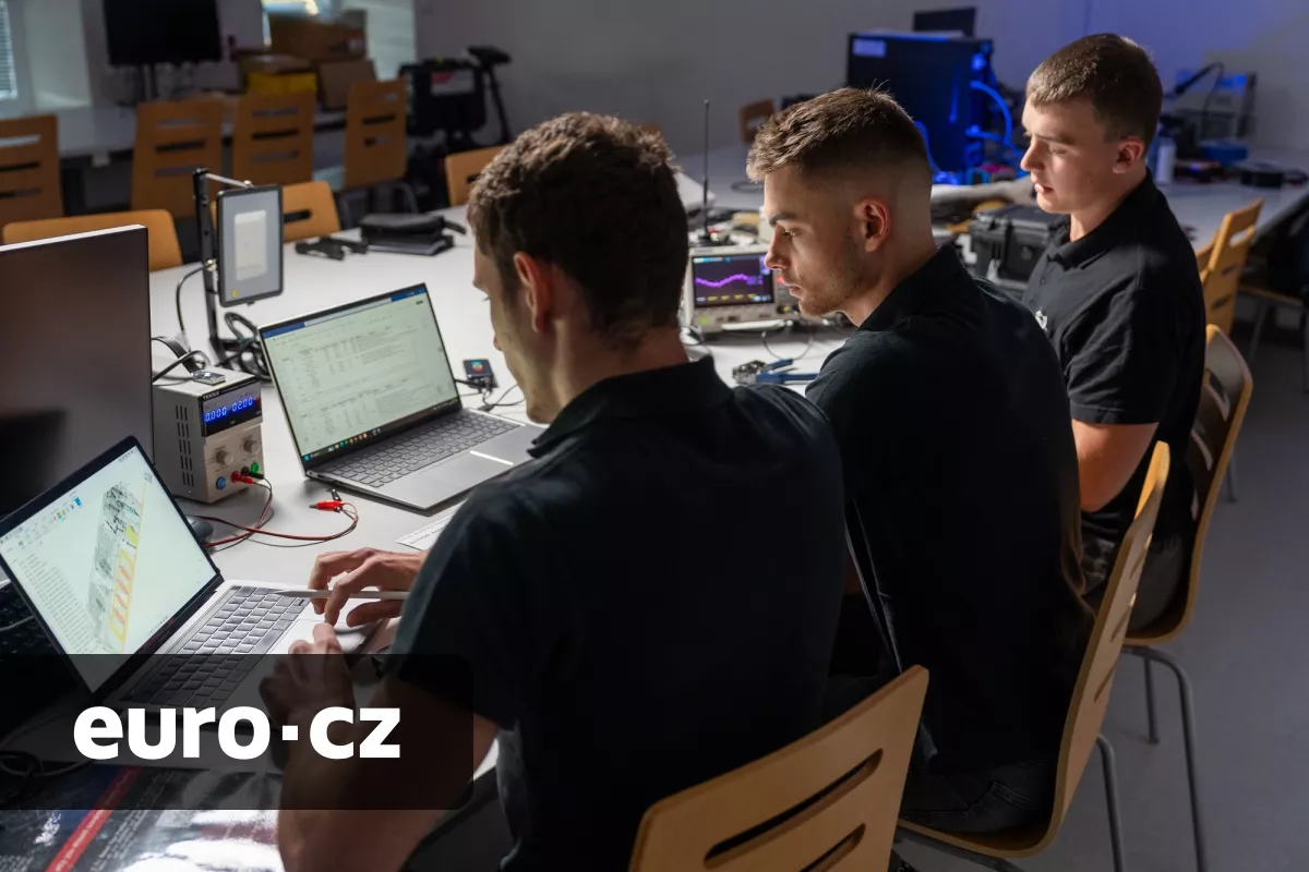 Nedostatek odborníků brzdí rozvoj brněnského kosmického průmyslu. VUT kvůli tomu zdvojnásobí kapacitu vesmírného vzdělávání