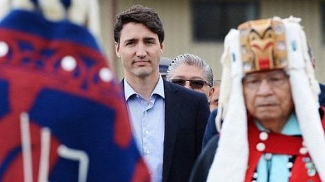 Náhledový obrázek - Kanadský premiér nám lhal, zlobí se indiáni kvůli rozšíření ropovodu