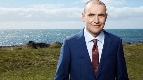 Náhledový obrázek - Favoritem islandských voleb je historik s vypůjčenou Škodovkou