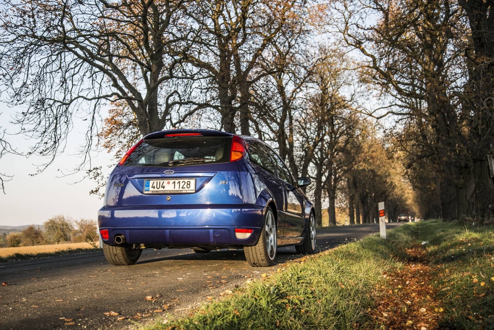 2019-11-FordFocusRS011.jpg