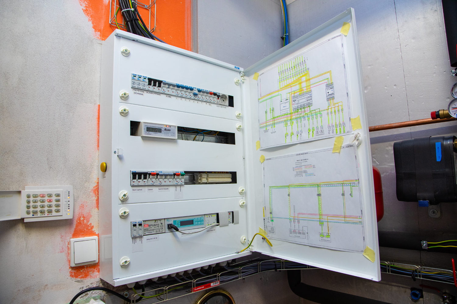 Datacentrum Spoje.net v bytovém domě