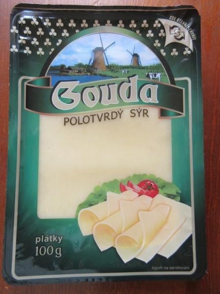 Nejakostní potraviny - GOUDA, polotvrdý sýr, plátky. Výrobek měl nižší obsah tuku v sušině, než bylo uvedeno na obale.