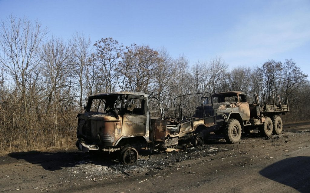 2011-10-boje-v-donbasu-po-jednc3a1nc3ad-v-minsku-neskonc48dily-1