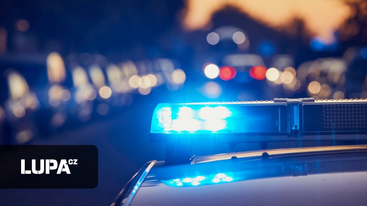 Krátké vlny: Jak policie v roce 2024 používala odposlechy, data retention a rušení sítí