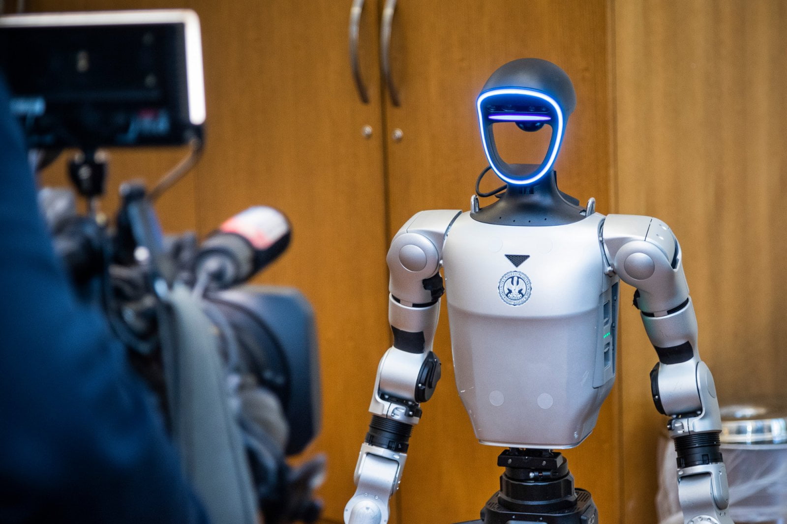 Univerzita Karlova má nového robota