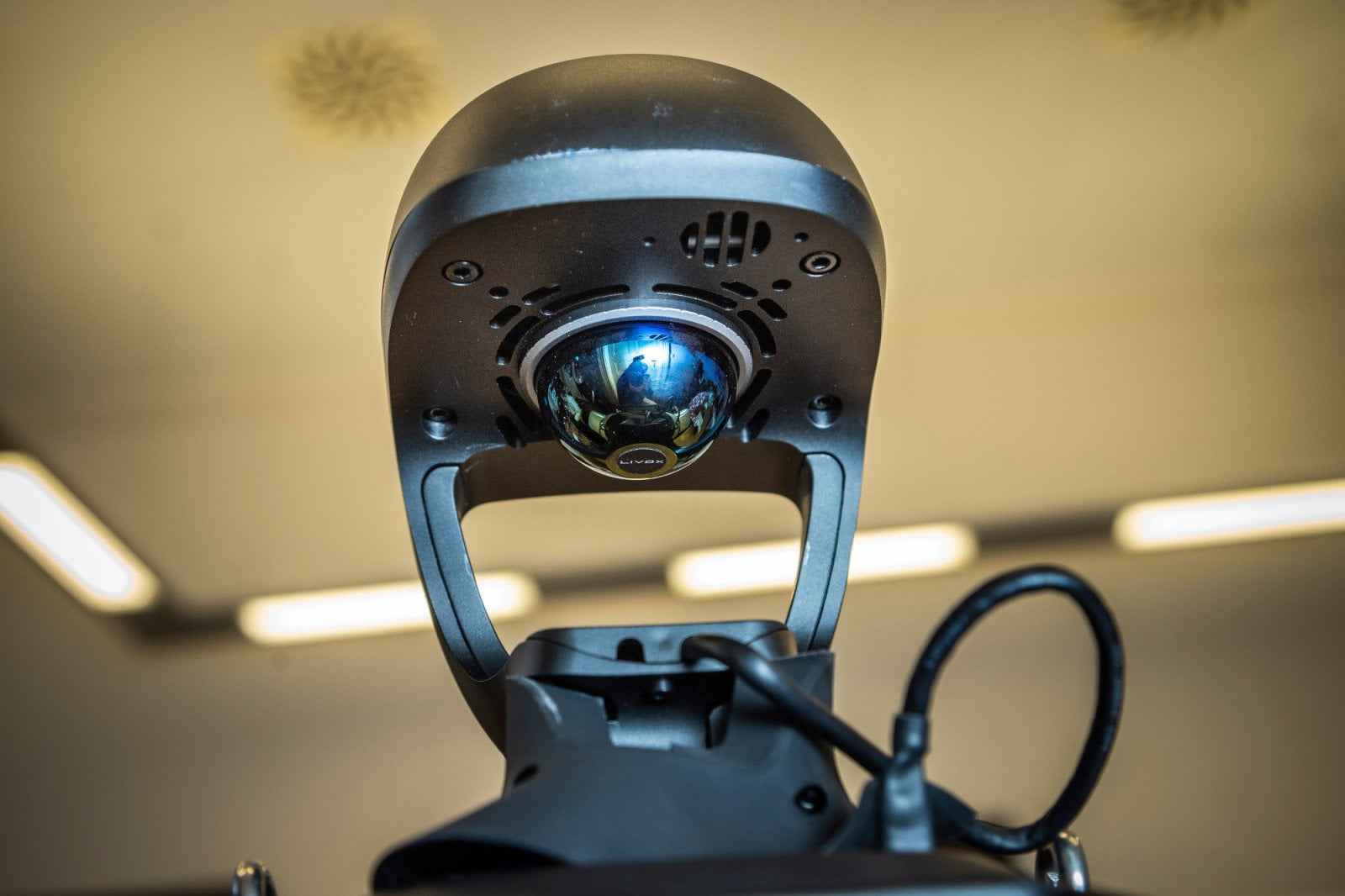 Univerzita Karlova má nového robota