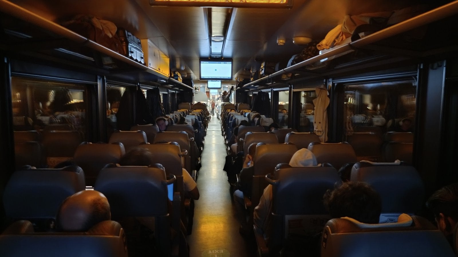 Vlak Leo Express
