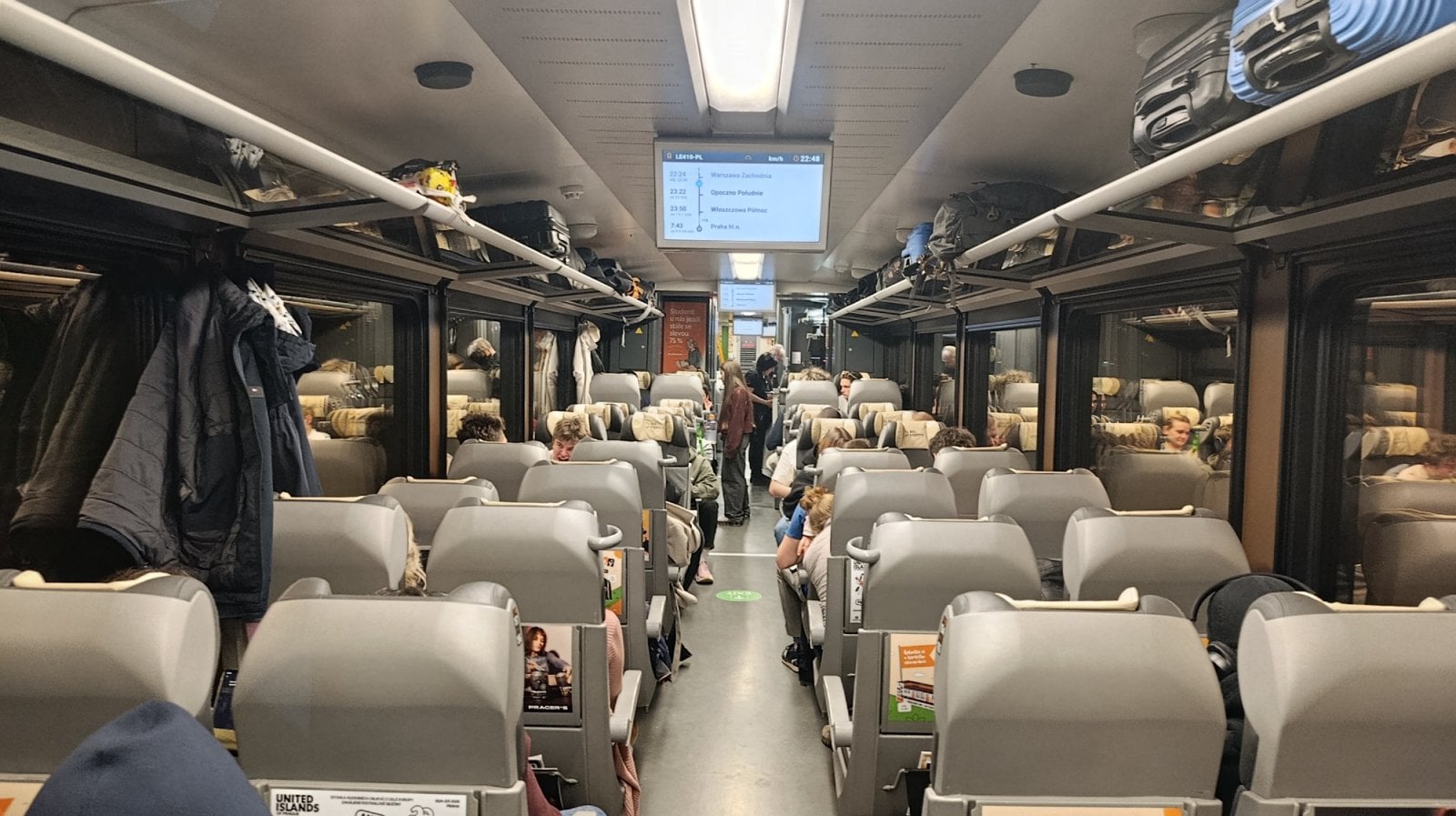 Vlak Leo Express