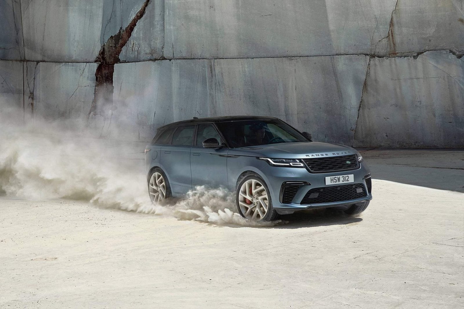 2019-02-Range-Rover-Velar-V8_03.jpg