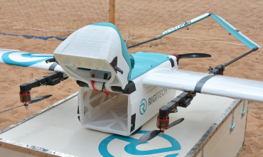 VTOL dron pro přepravu zásilek