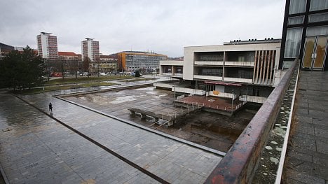 Náhledový obrázek - Druhá smrt Mostu. Panelové město došlo na konec své cesty