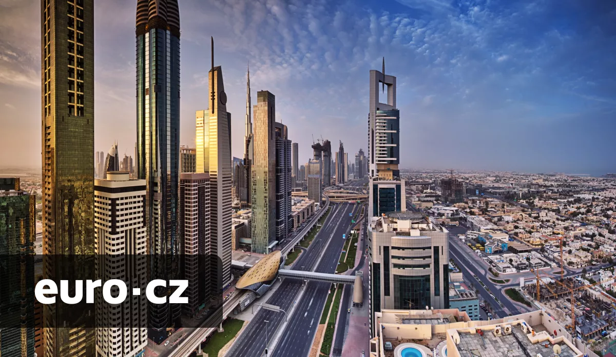 Dubaj zahájí zkušební provoz robotaxíků. Na Blízkém východě je průkopníkem této služby a selhání technologie se nebojí