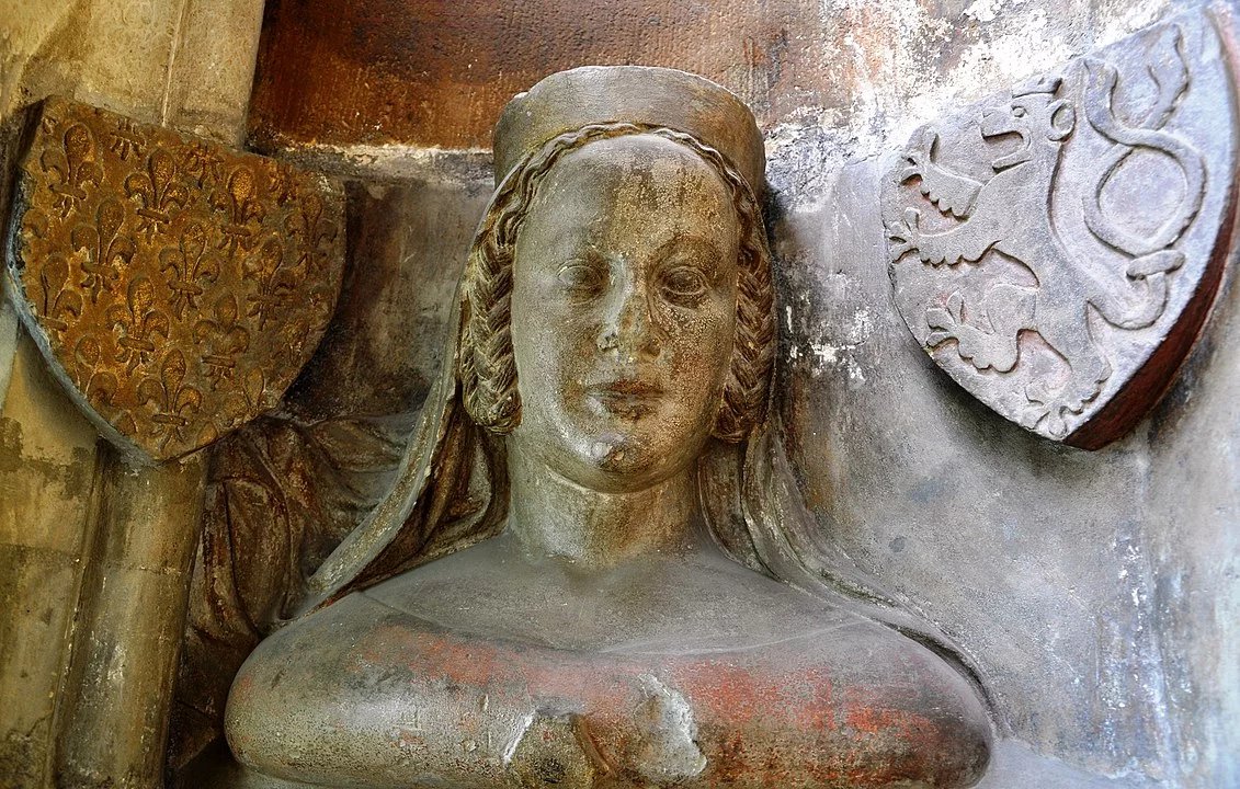 Blanka z Valois (francouzsky Blanche de Valois, 1316 – 1. srpna 1348, Praha). Blančina busta v chrámu sv. Víta v Praze.